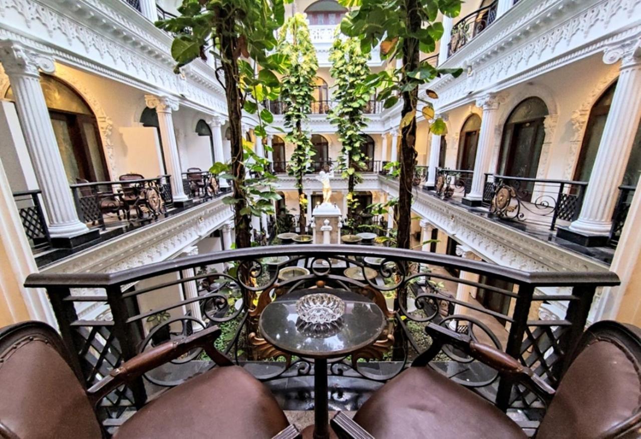 The Grand Palace Hotel Маланг Экстерьер фото